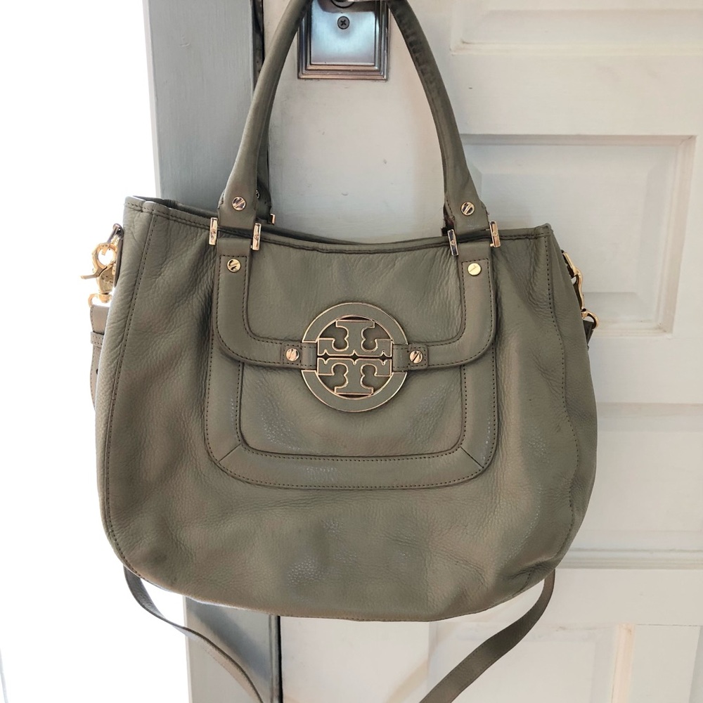 Tory Burch Amanda Hobo purse